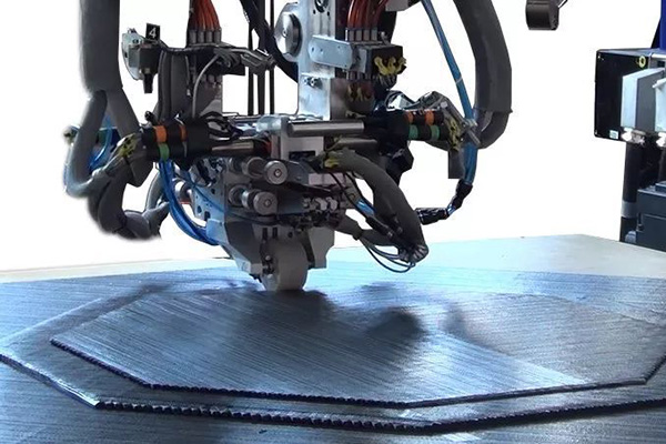 航空航天與汽車行業(yè)發(fā)力，全球碳纖維膠帶預(yù)期增速明顯